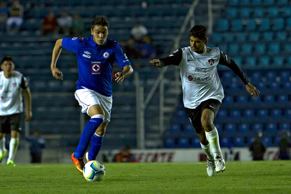 Pablo Barrera dejó West Ham para jugar en Cruz Azul (Imago).