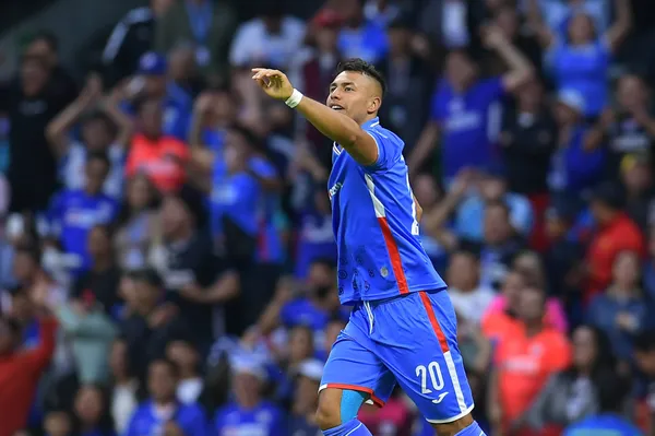 La decisión definitiva de Cruz Azul con Iván Morales (Imago)