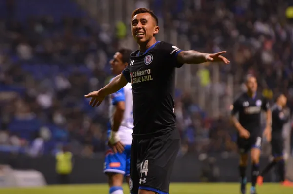En Cruz Azul era una promesa, juega en la MLS y ahora quiere ser músico (Imago 7)
