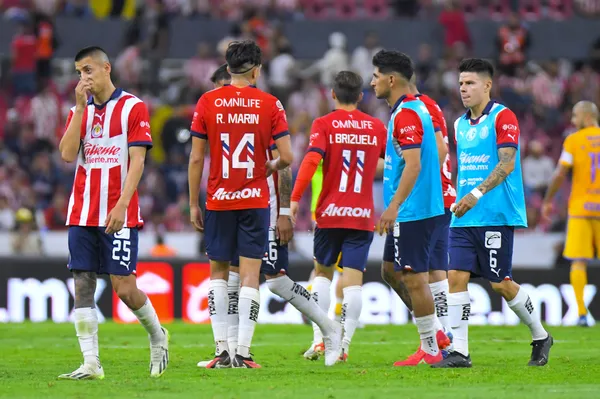 Chivas recibió una dura goleada ante Tigres
