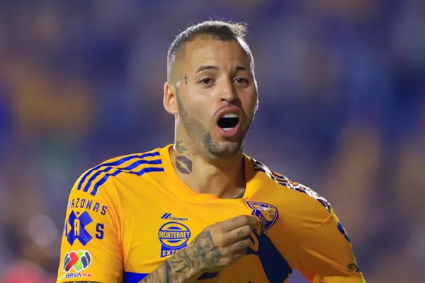 Nicolás 'Diente' López no llegaría a Cruz Azul (Jam Media)