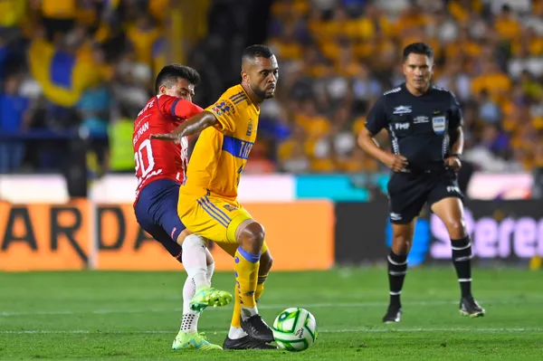 Rafael Carioca mostró toda su calidad en la Final de Ida de la Liga MX, entre Tigres y Chivas (Imago7)