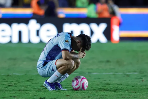 Rogrigo Huescas, en lamento. (Imago 7)