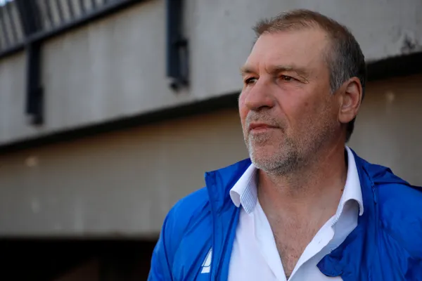 Héctor Adomaitis y una charla íntima con Vamos Azul (Imago).