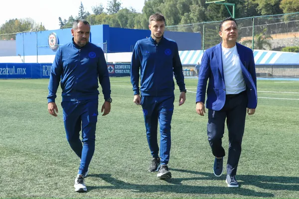 La polémica declaración de Víctor Velázquez que lo expuso en Cruz Azul (Oficial Cruz Azul)