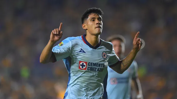 Uriel Antuna marcó un golazo en la derrota ante Tigres (Imago7)