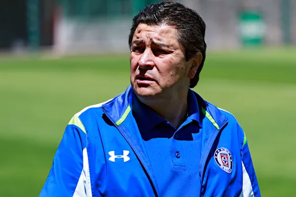 Luis Fernando Tena y una mala última etapa en Cruz Azul.