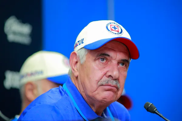 Ricardo Ferretti podría dejar Cruz Azul aún ganando (Jam Media)