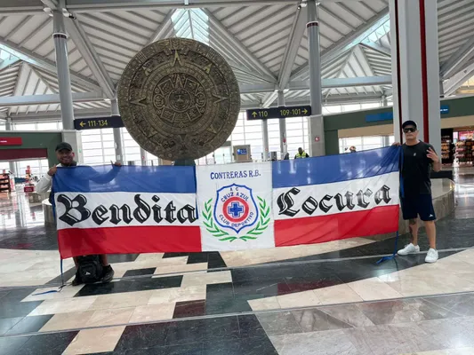 Aficionados comenzaron a viajar rumbo a República Dominicana. (Foto: Hugo Enrique García)