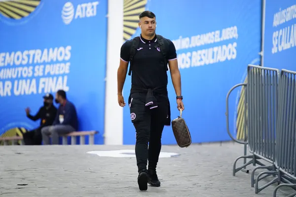 Iván Morales (Imago 7)