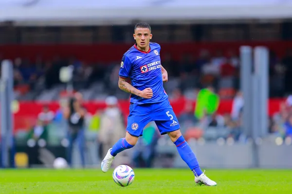 Kevin Castaño mostró buenos detales a pesar de la derrota (Imago7)