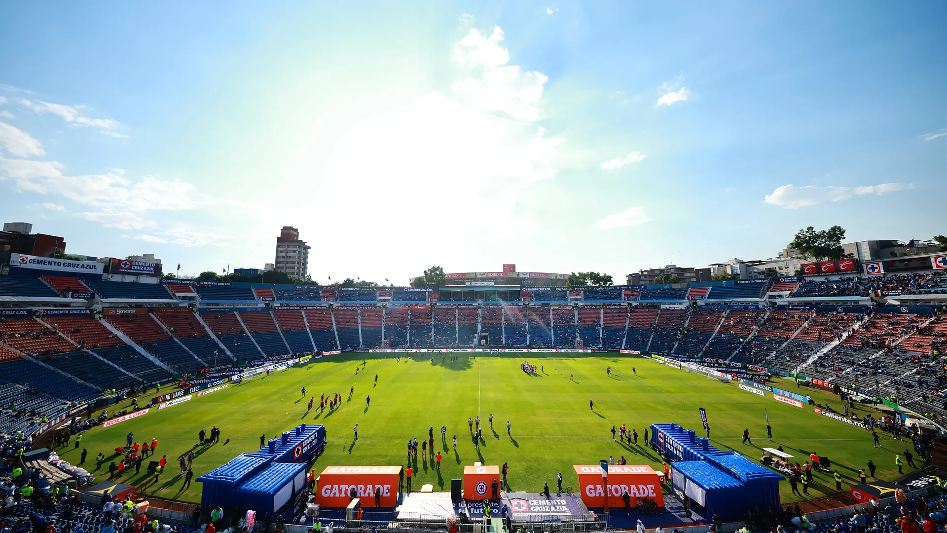 El Estadio Azul vive momentos de alta exigencia.