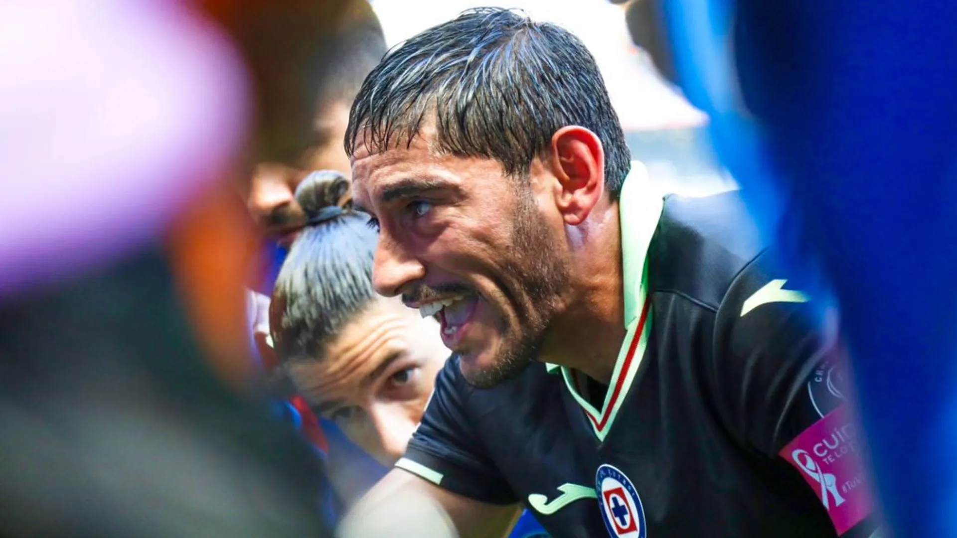 El futuro de Jesús Corona en Cruz Azul, ¡cerca de definirse!