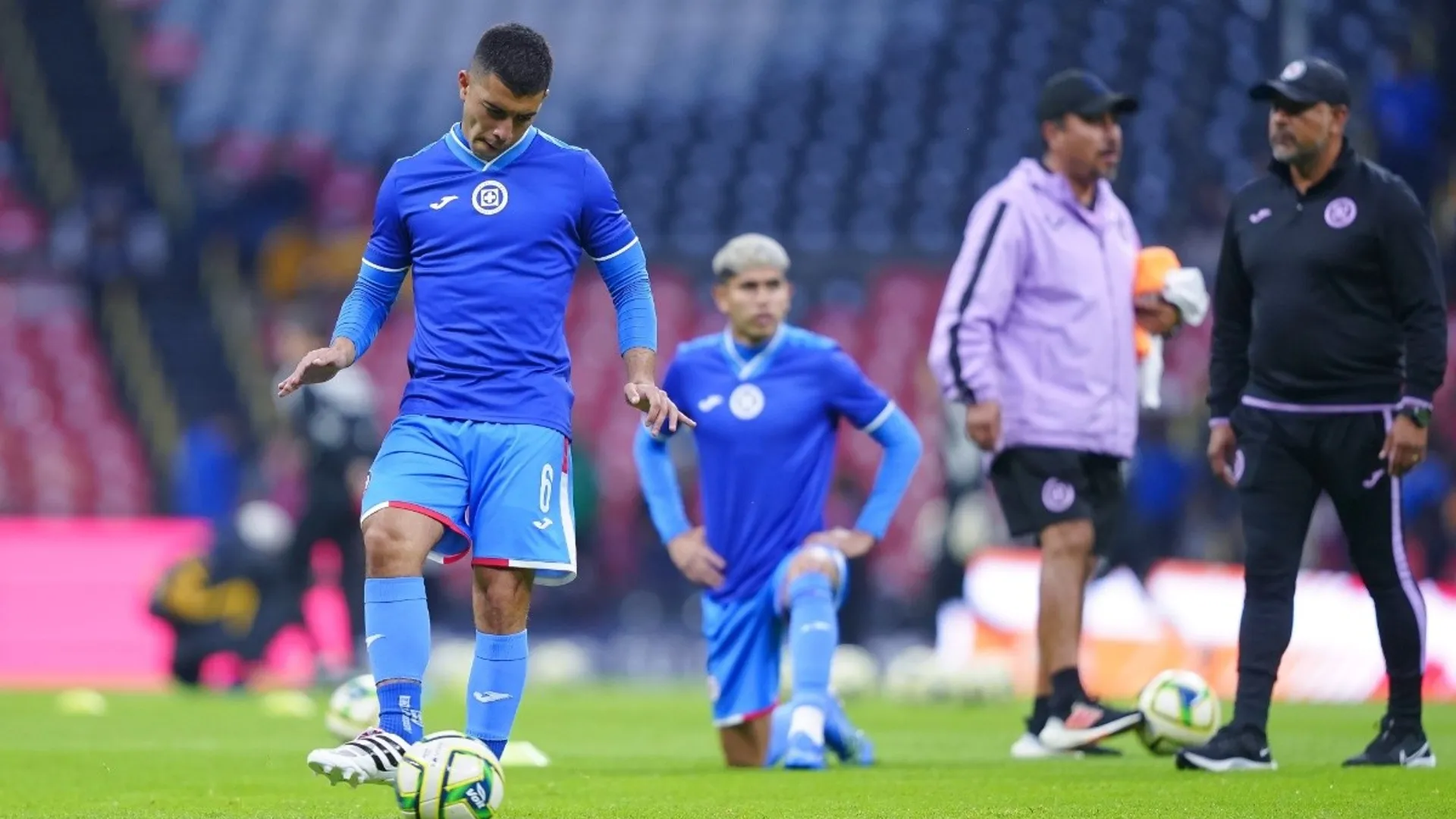 OFICIAL: Alineación de Cruz Azul. ¡Cata Domínguez va a la banca!
