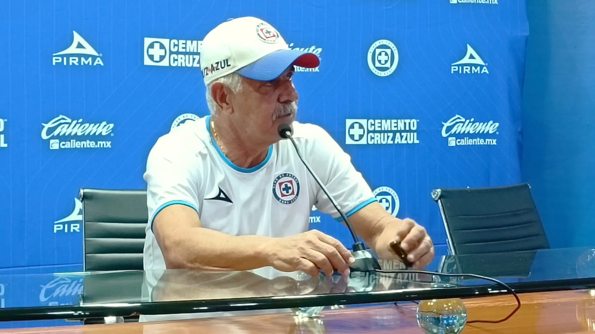 Tuca Ferretti se pronuncia sobre el 'caso Ditta': "Todo está en orden"