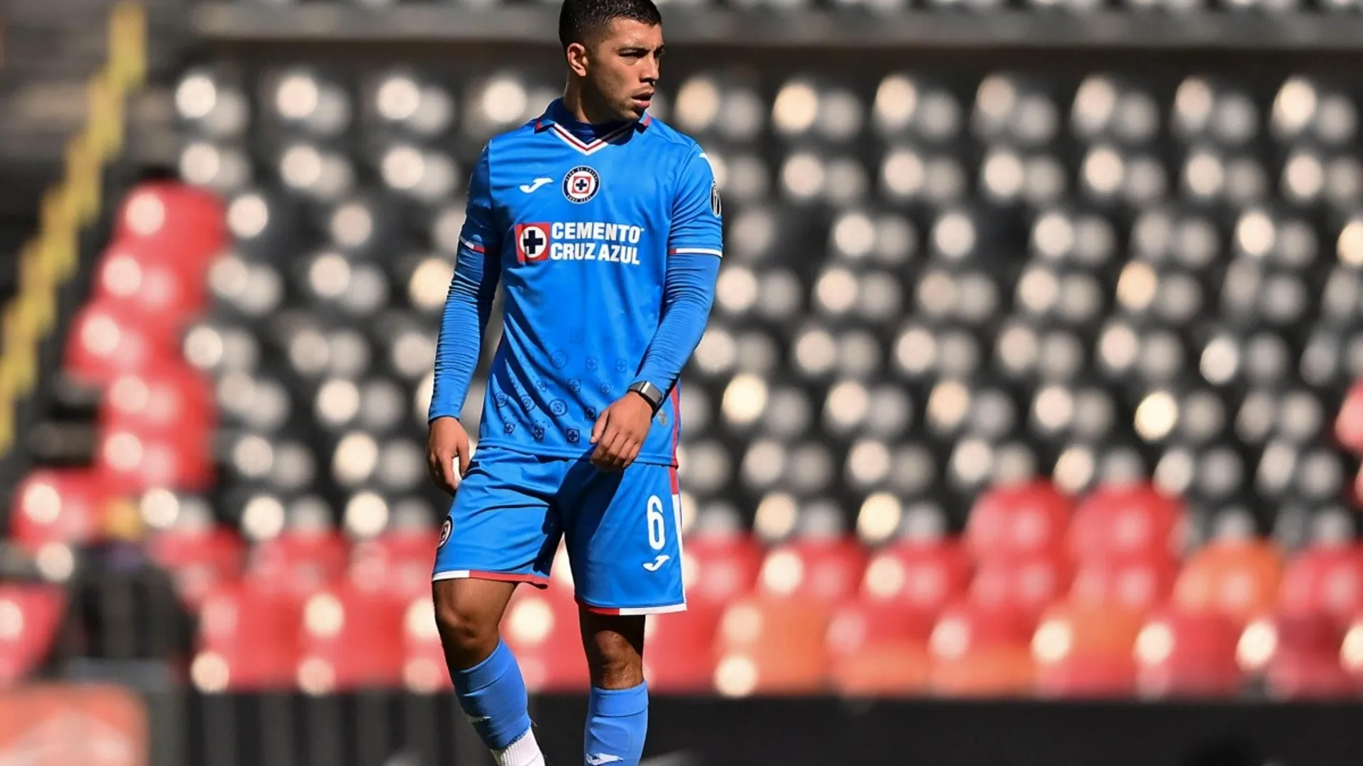 Cruz Azul arropa a Erik Lira tras no ser convocado por Diego Cocca