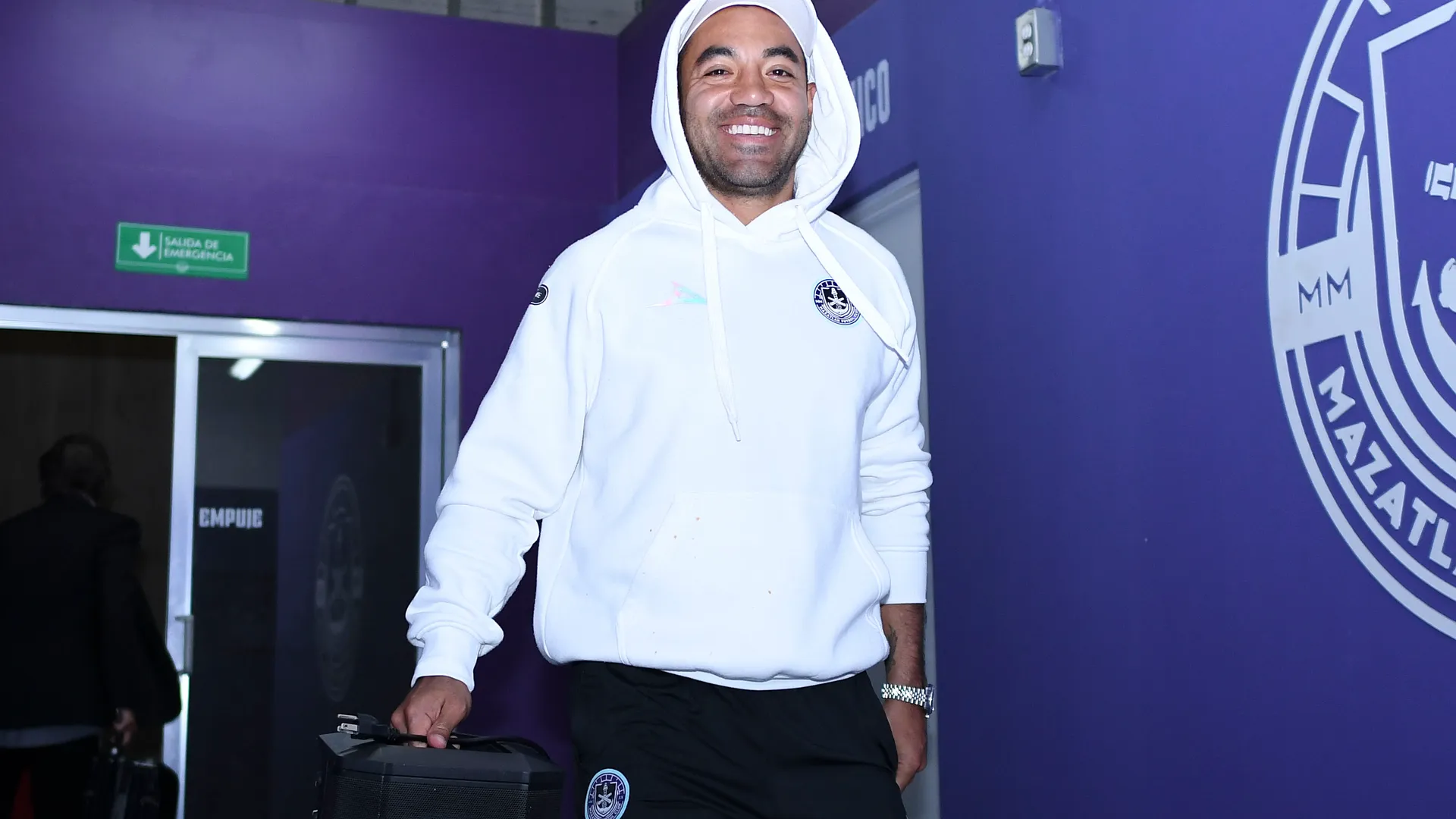 ¿Llega Marco Fabian? Lo que se sabe del ex Cruz Azul