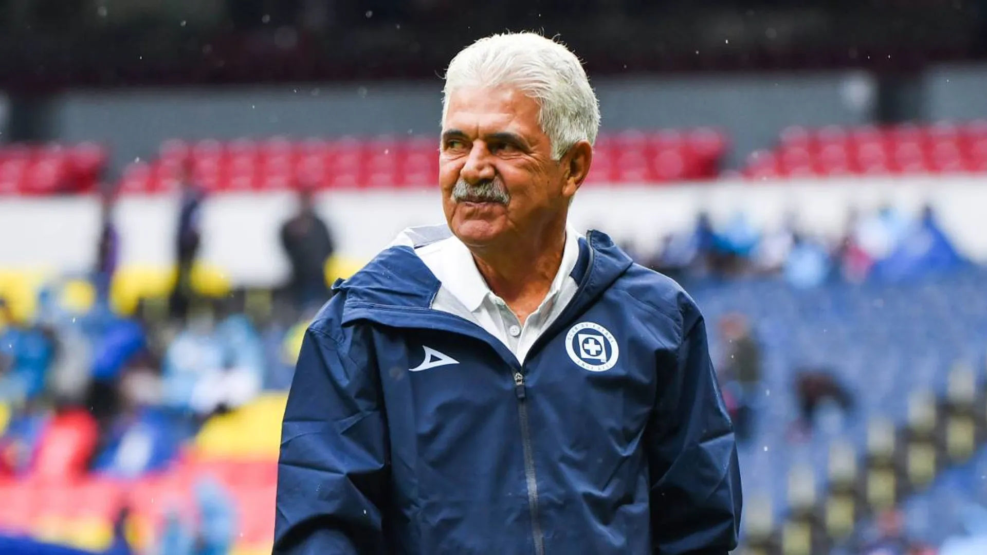 Ricardo Ferretti le hizo el feo a aficionados del América