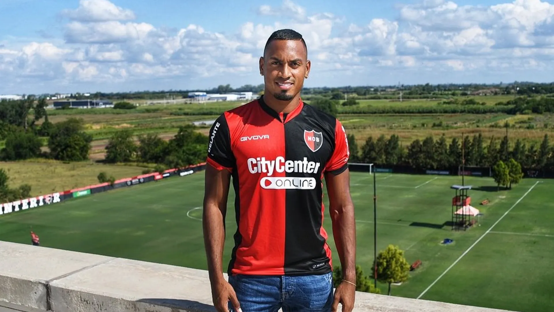 Willer Ditta ya tiene la visa de trabajo: ¿qué falta para que pueda debutar en Cruz Azul?