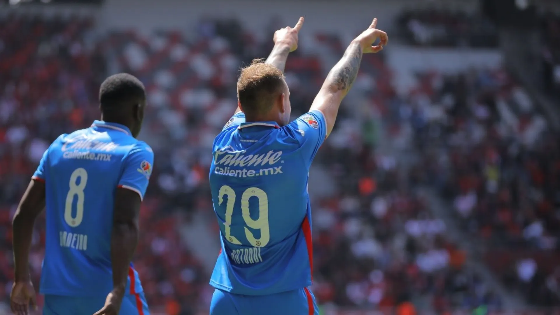 La insólita dupla que podría llegar a la dirección técnica de Cruz Azul