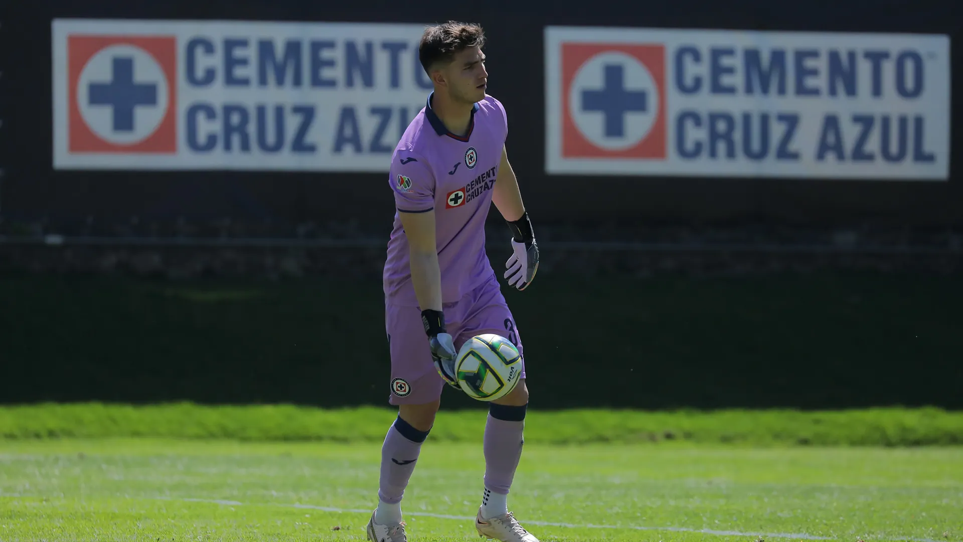 "No se si sea portero para Cruz Azul": Johan Rodríguez sobre Sebastián Jurado