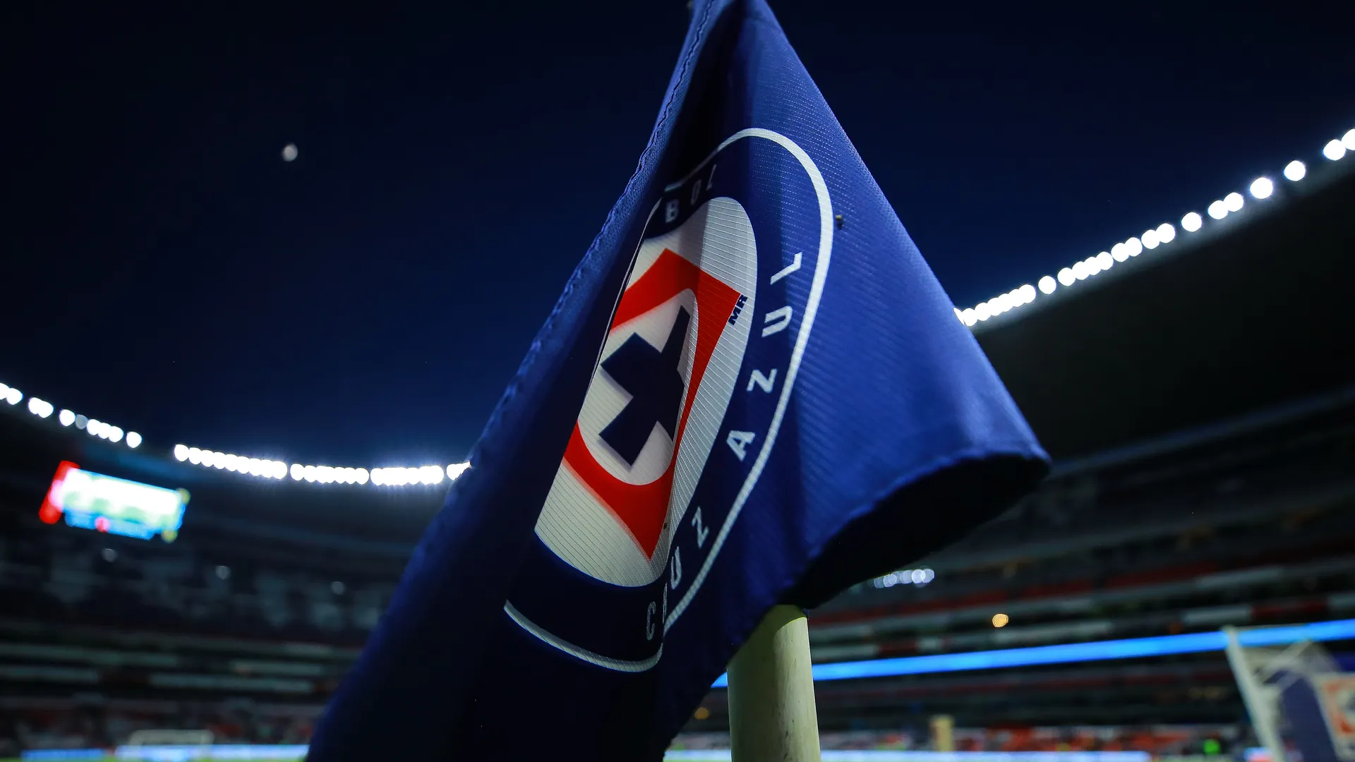 ¿Más refuerzos para Cruz Azul?