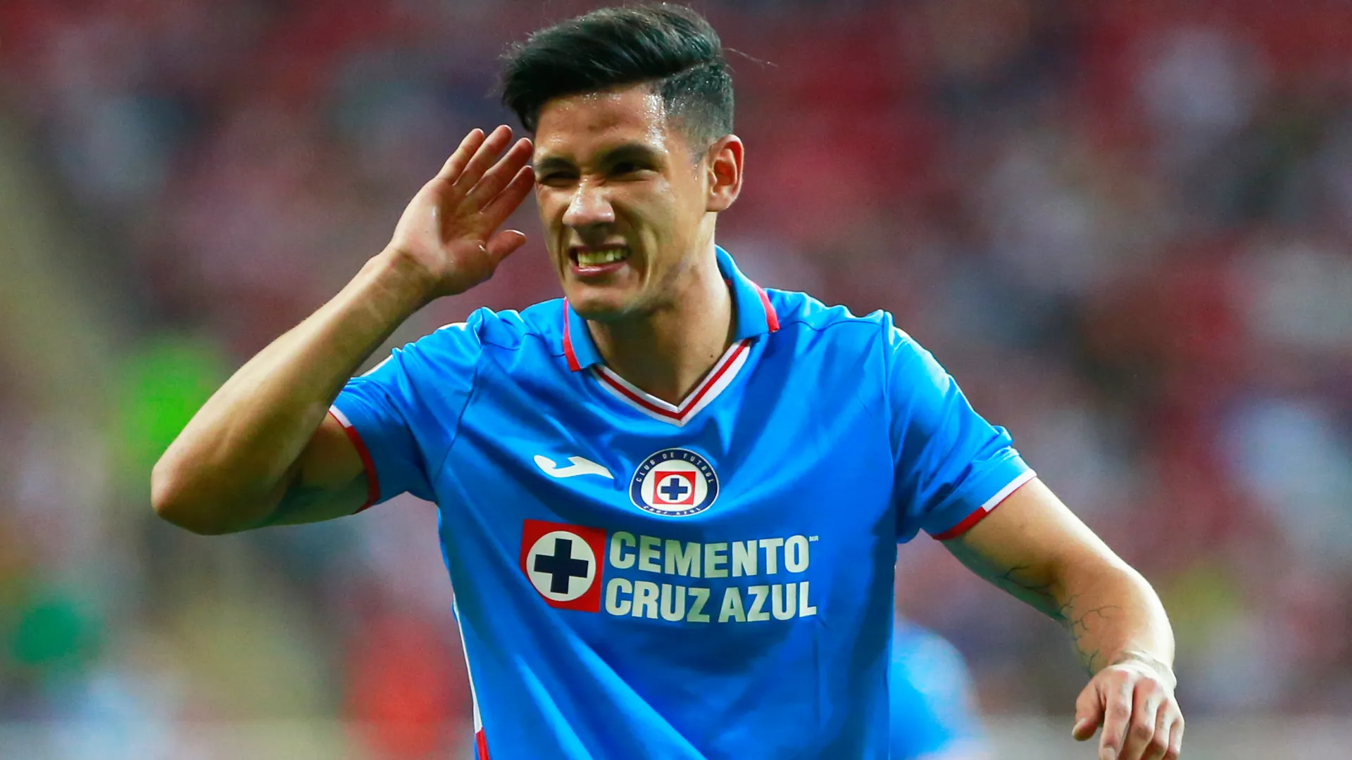Critican los fichajes de Cruz Azul.