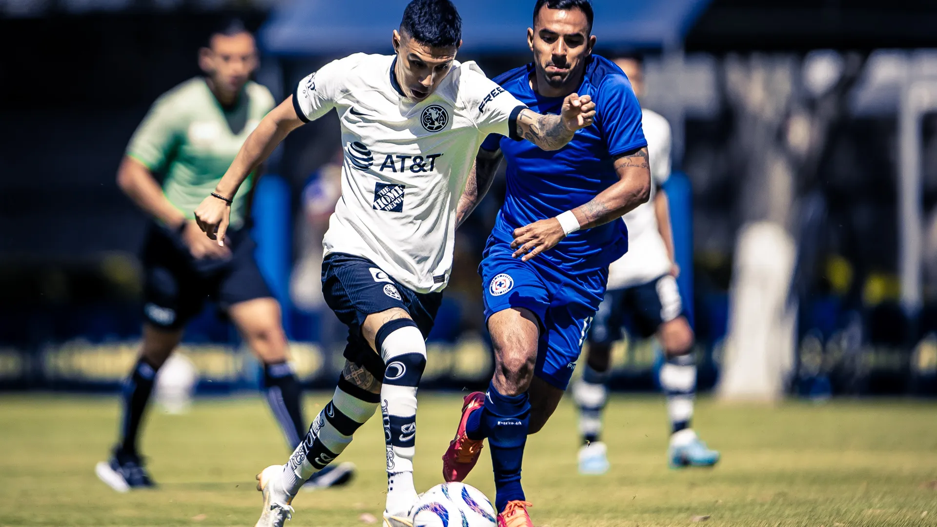 Clásico Joven: debut de Cambindo y gol de Vieira en la derrota de Cruz Azul contra América