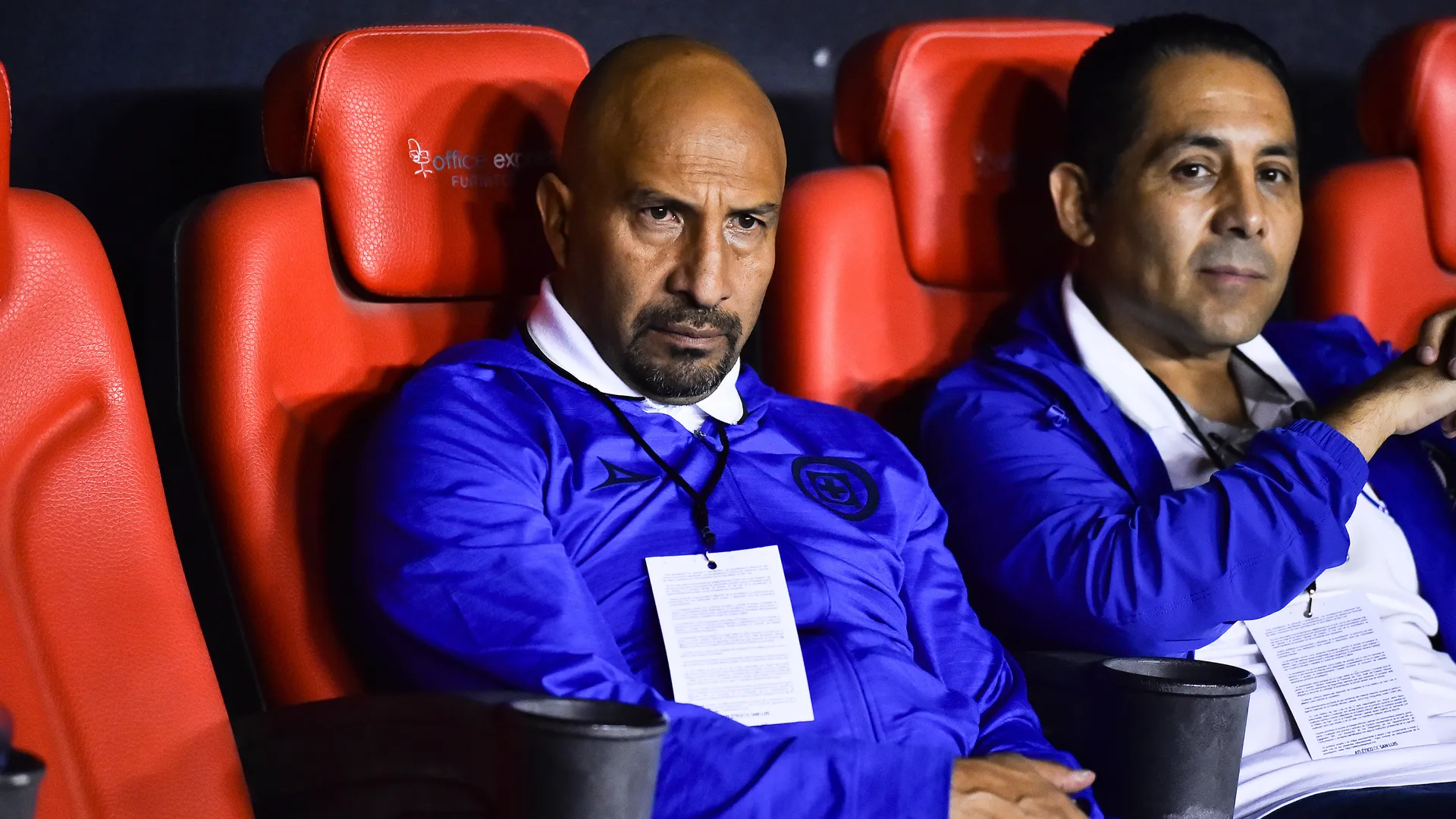 Se confrma lo que muchos fanáticos de Cruz Azul no querían sobre el futuro de Óscar Pérez