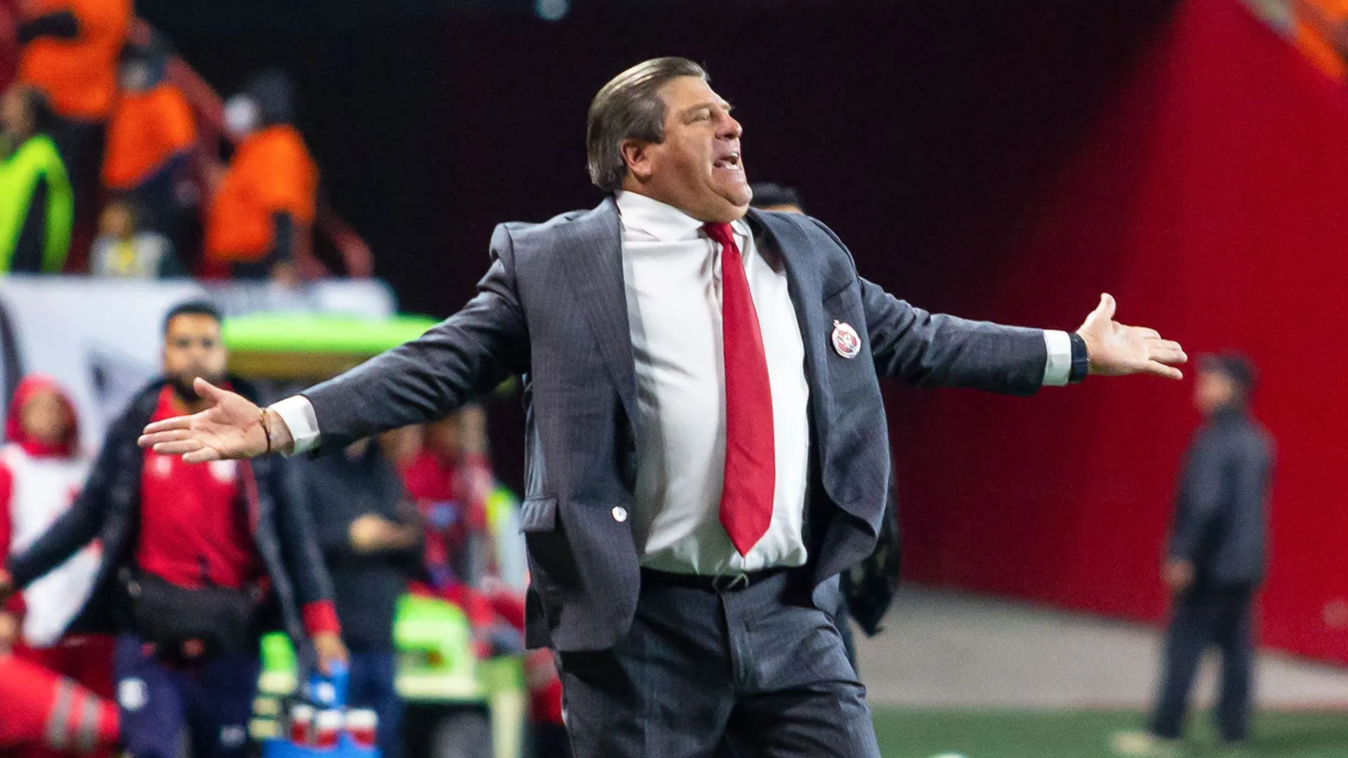 Liga MX: Miguel Herrera lanza contundente advertencia a Cruz Azul