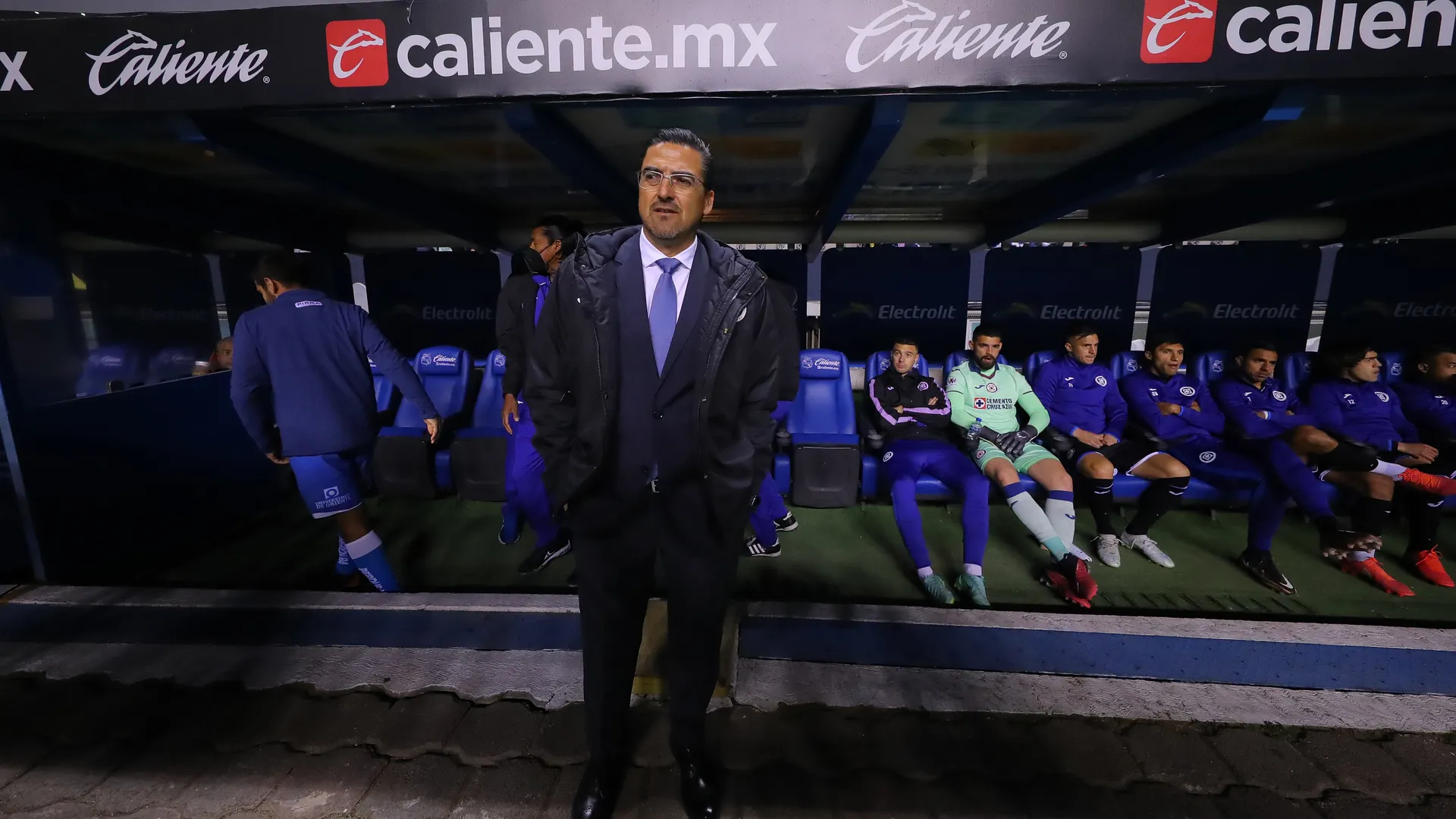El borrado de Cruz Azul por Joaquin Moreno reaparece con nuevo look contra el Necaxa