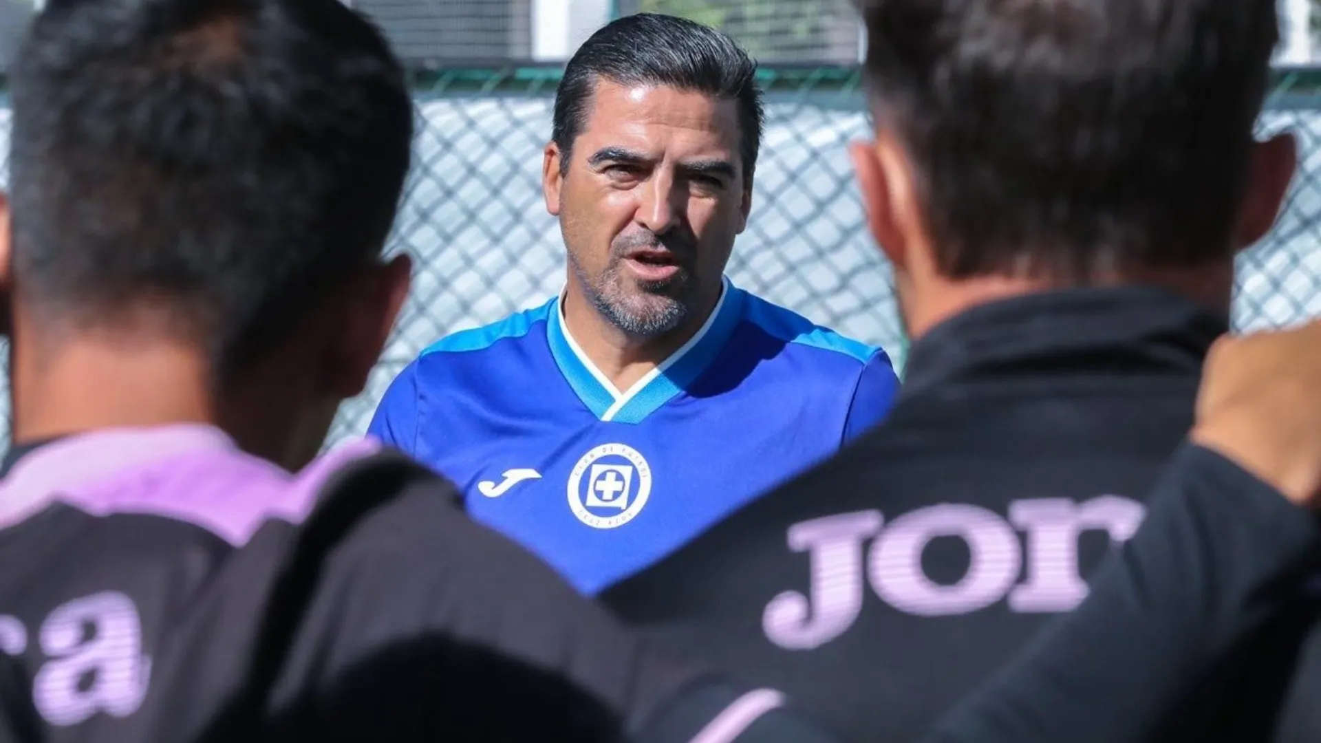 Al interior de Cruz Azul existe respaldo total a Joaquín Moreno… ¿Por temor?