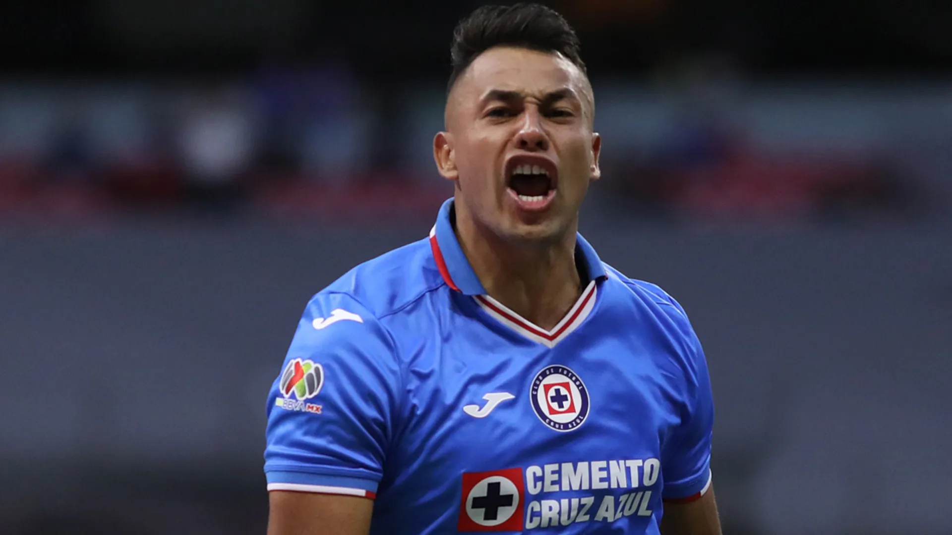 El berrinche de Iván Morales en el partido de Cruz Azul contra León que no se vio en la TV