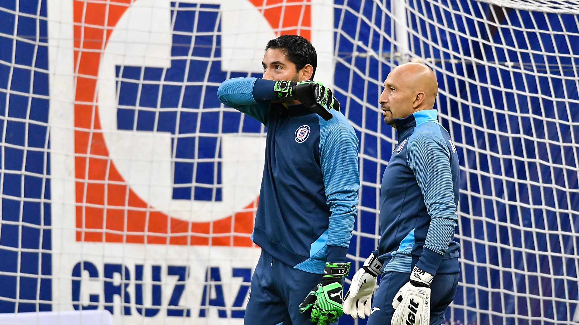 Javier Alarcón armó su Top 3 de porteros históricos de Cruz Azul.