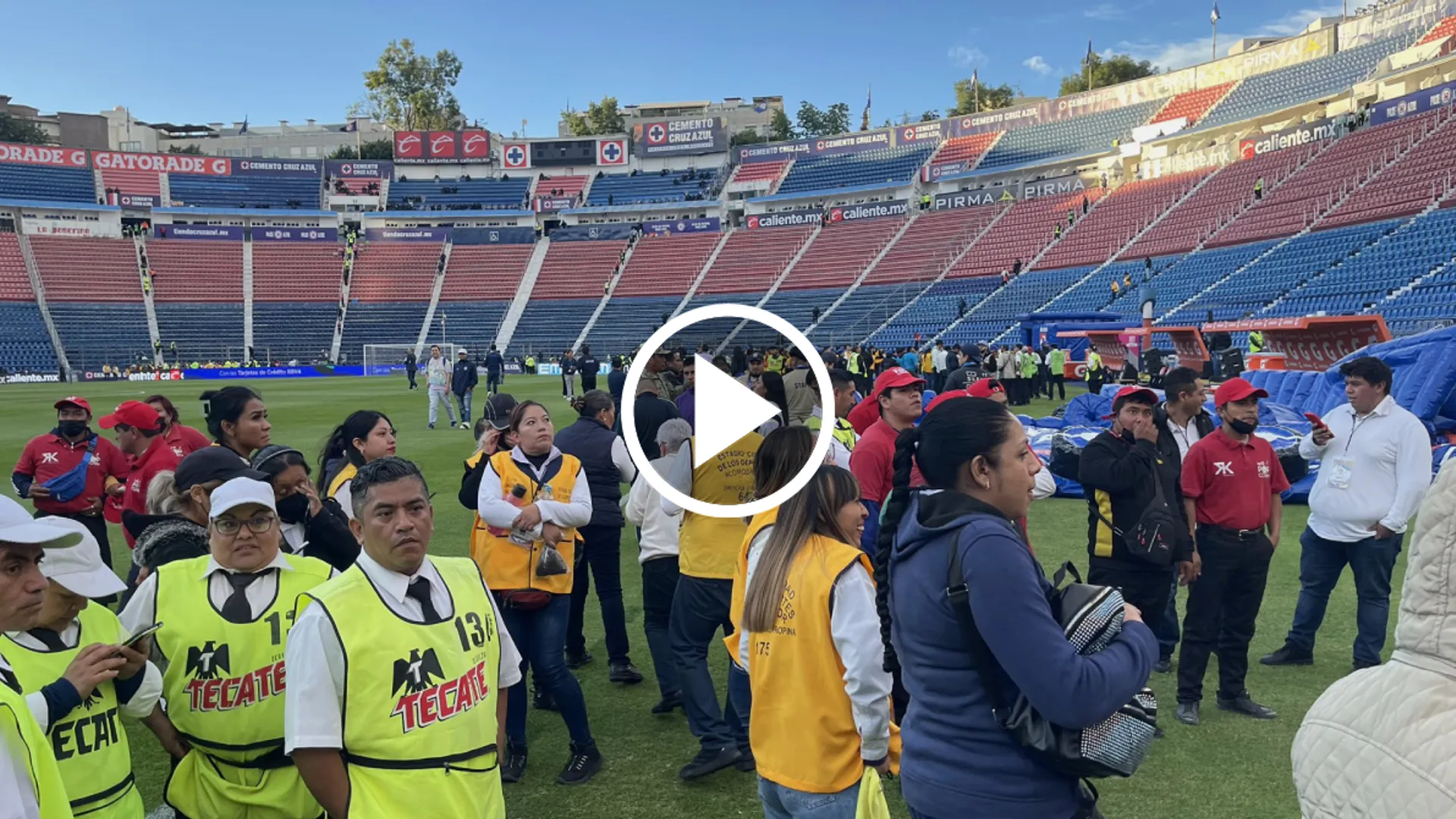 Temblor en la CDMX se sintió en el Estadio Azul.