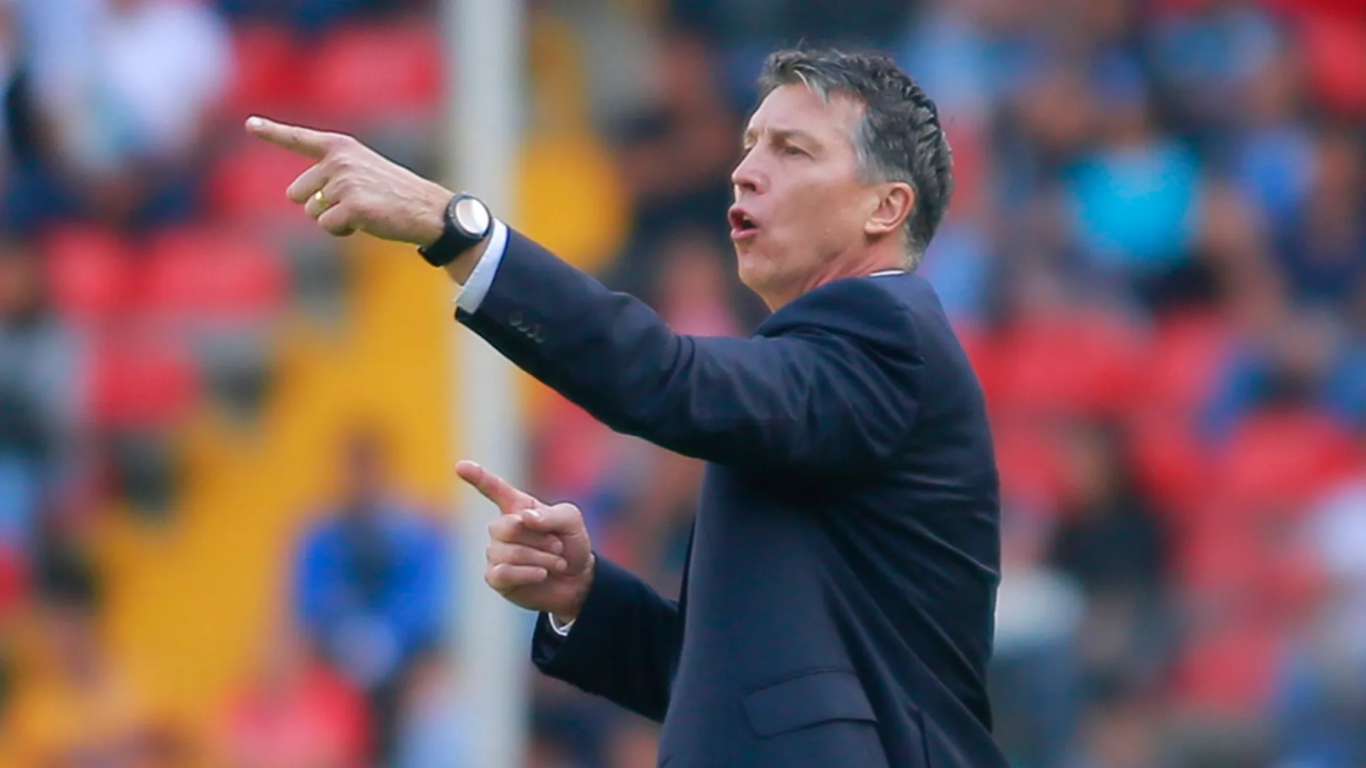 Roberto Dante Siboldi, DT de Tigres, lanza venenoso dardo a la directiva de Cruz Azul
