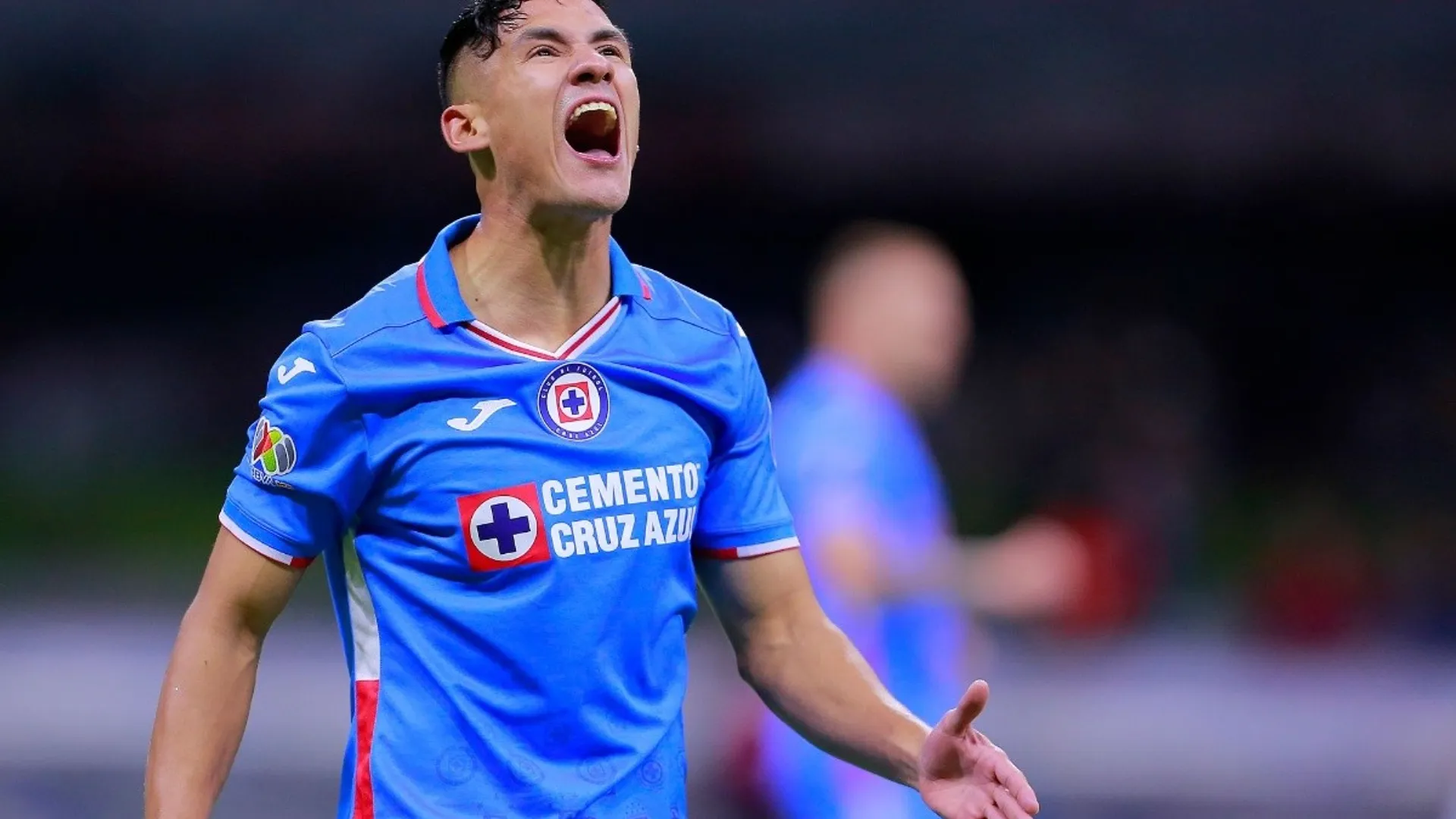 Cruz Azul busca que Panathinaikos mejore oferta por Antuna