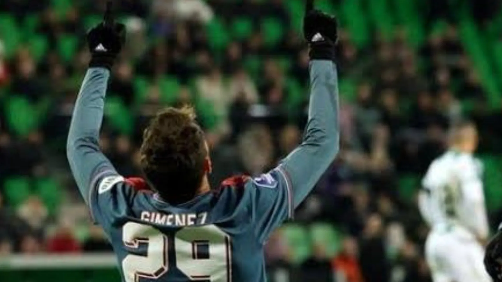 Ex Cruz Azul: Santiago Giménez fue titular y anotó su octavo gol en el empate del Feyenoord