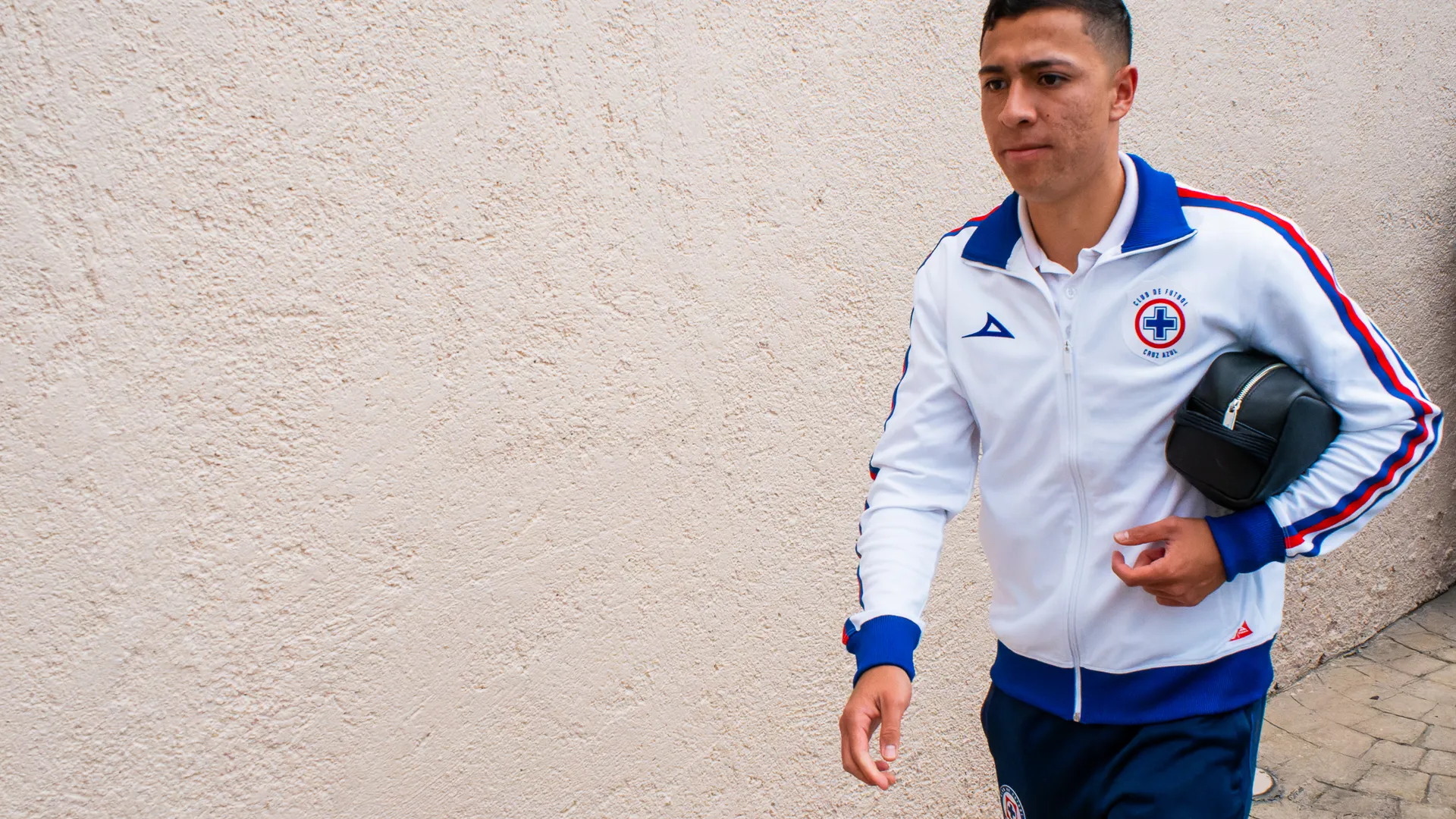 Andrés Montaño recibe una gran noticia para el parón FIFA a pesar de no contar para Anselmi