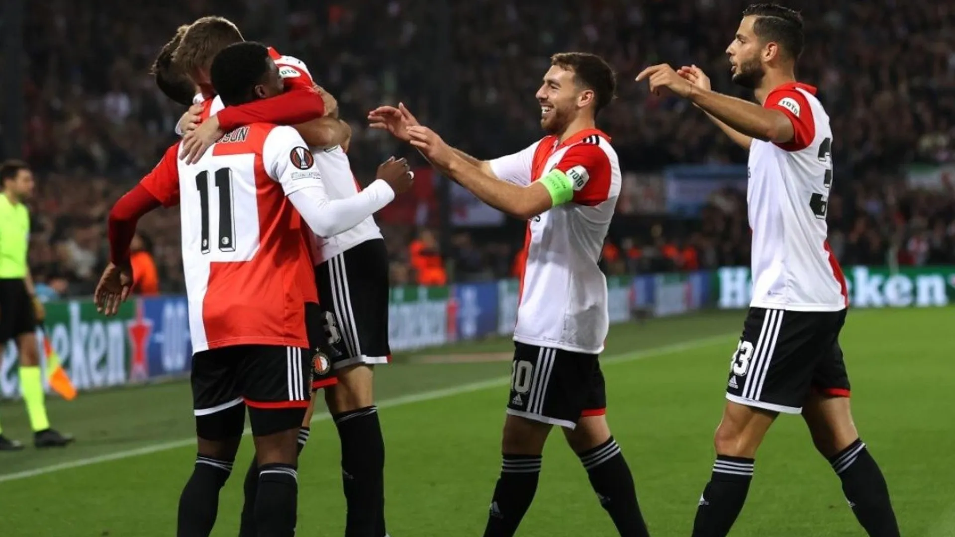 Ex Cruz Azul: Santiago Giménez apenas disputó 11' minutos en la victoria del Feyenoord en la Copa