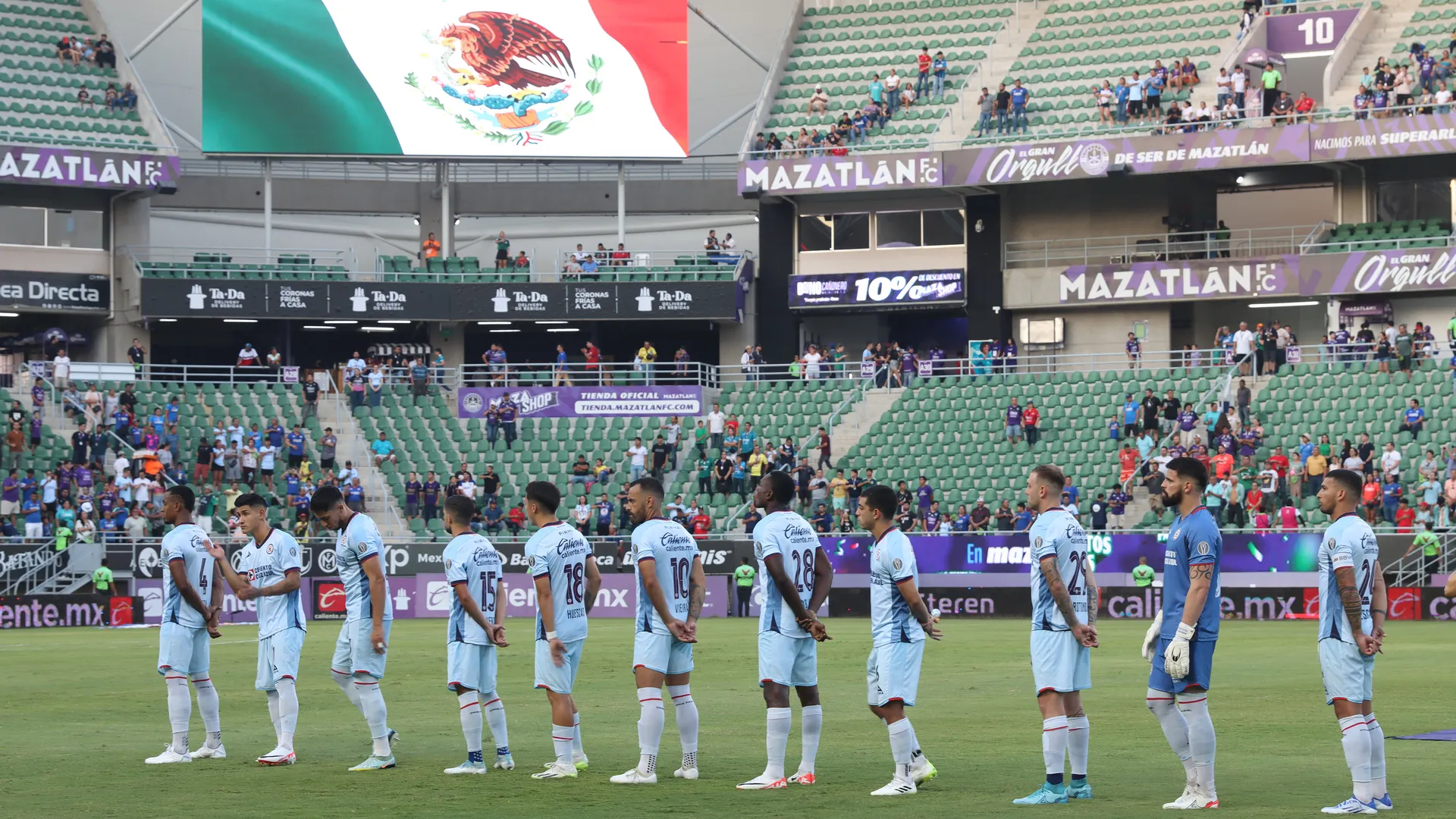 ¿Qué jugadores de Cruz Azul terminan contrato al finalizar el Apertura 2023?