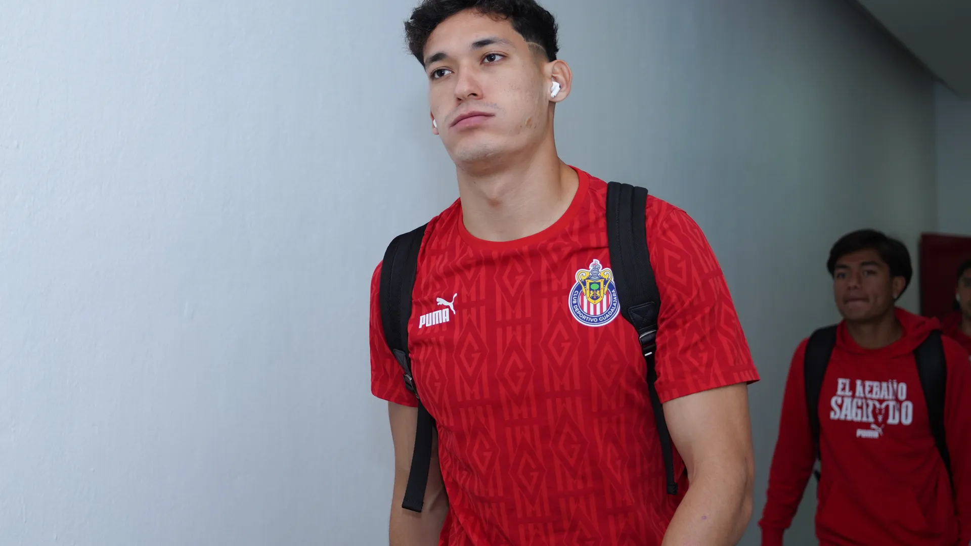 Cruz Azul mercado: Chiquete Orozco, ni a la banca en amistoso de Chivas frente a Atlas