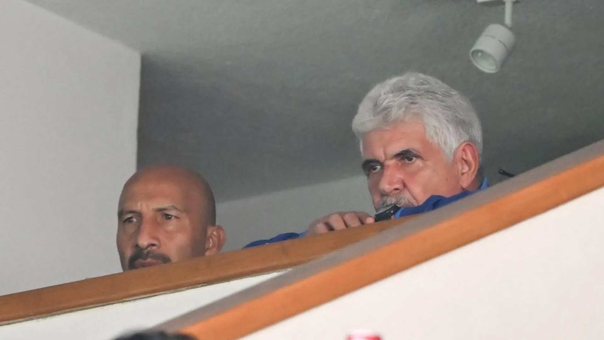 Cruz Azul: ¿A qué sanción se expone Ricardo Ferretti por fumar en el Azteca?