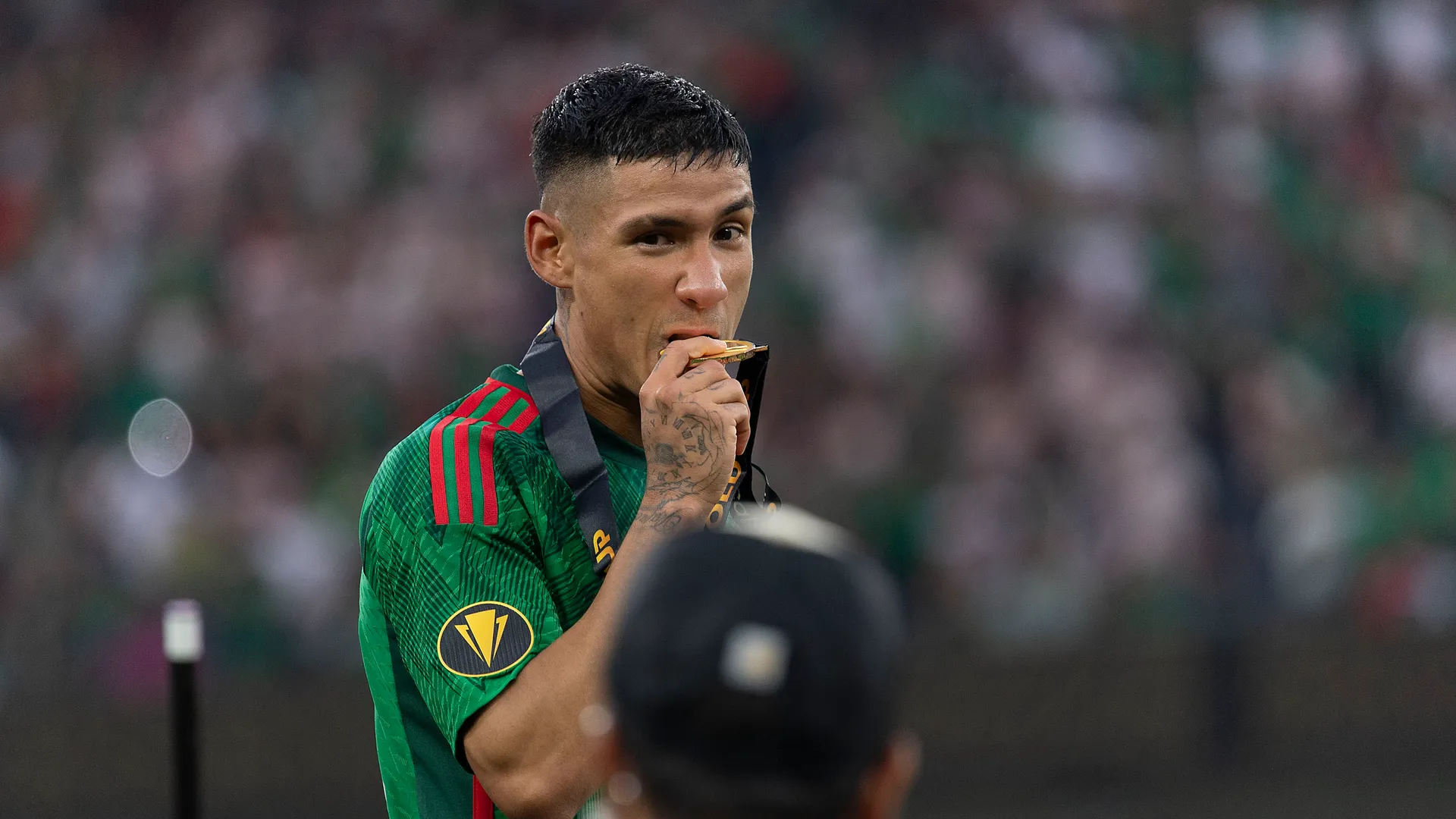 Uriel Antuna le respondió a sus detractores
