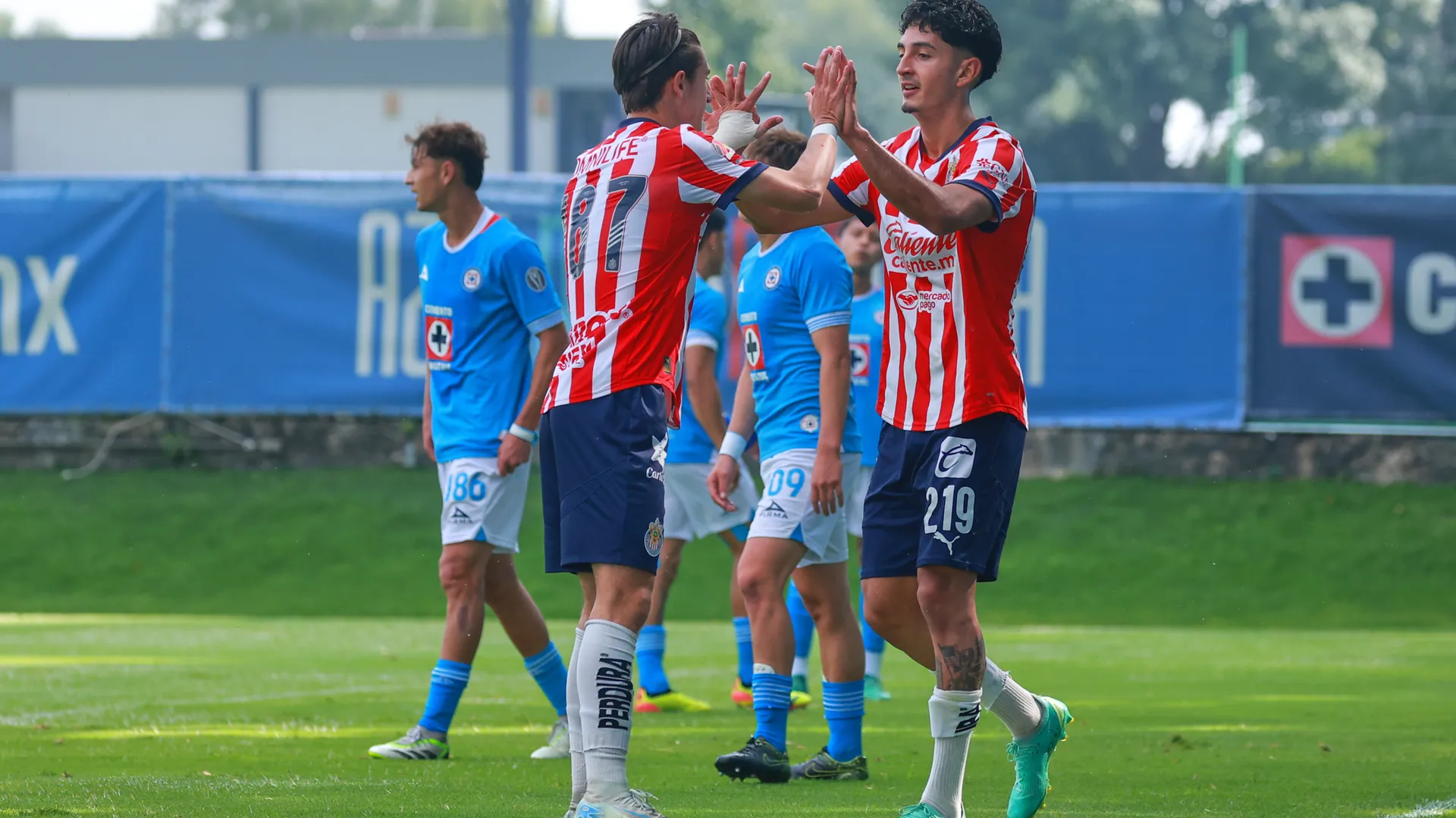 Con todo y gol de Samuel Espinosa: Cruz Azul Sub 23 suma su primera derrota en la cancha ante Chivas