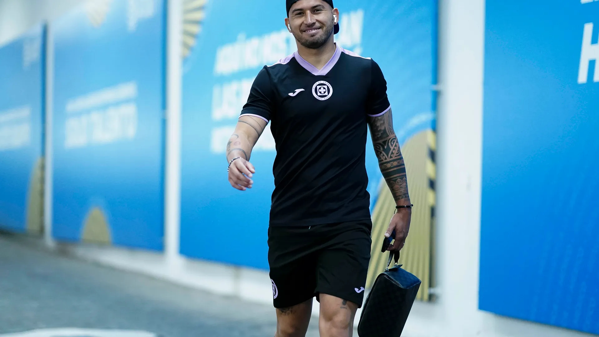 Una buena: la fecha en la que Juan Escobar ya podría jugar con Cruz Azul