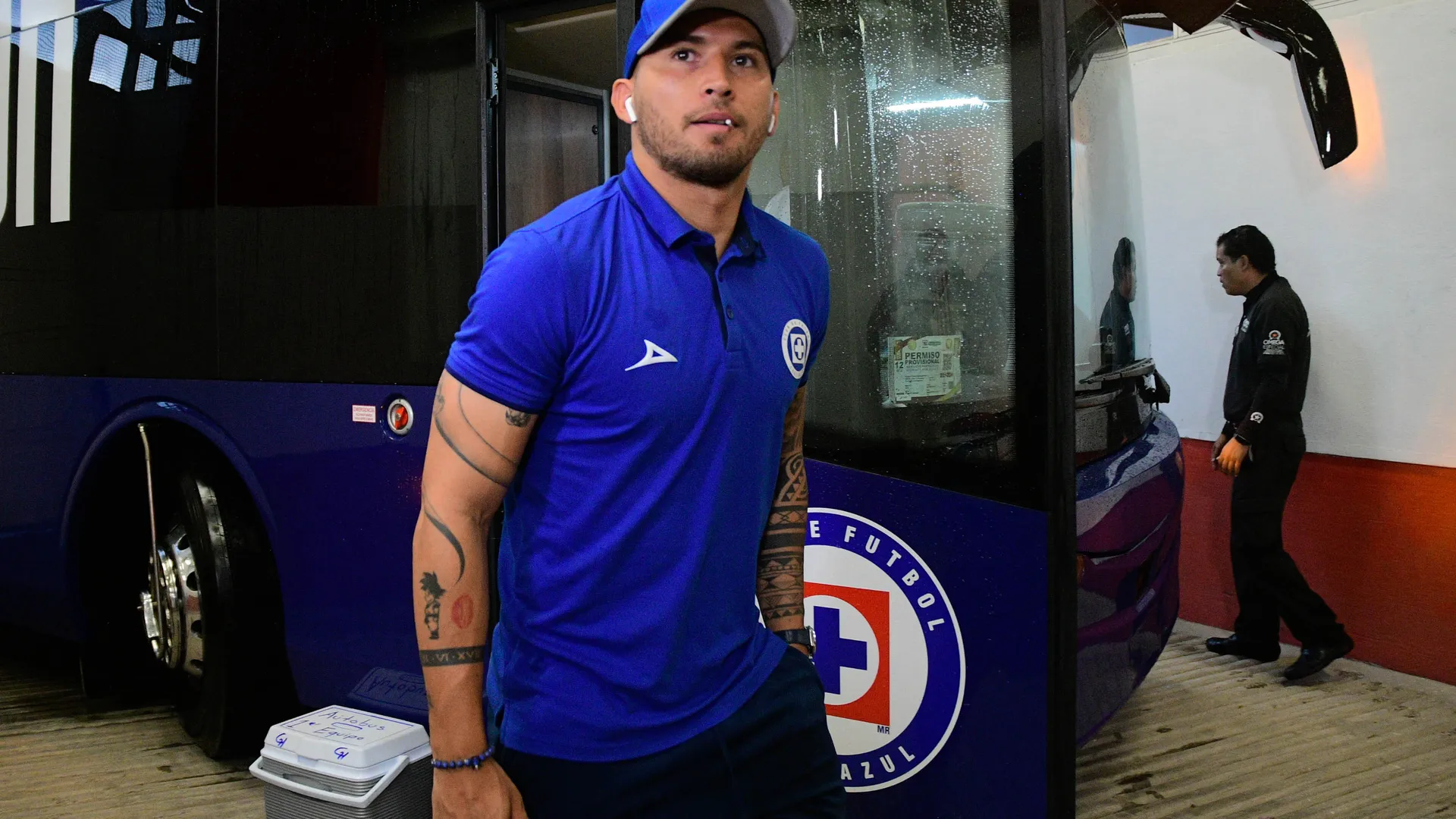 Juan Escobar abandonará Cruz Azul en el mercado de pases
