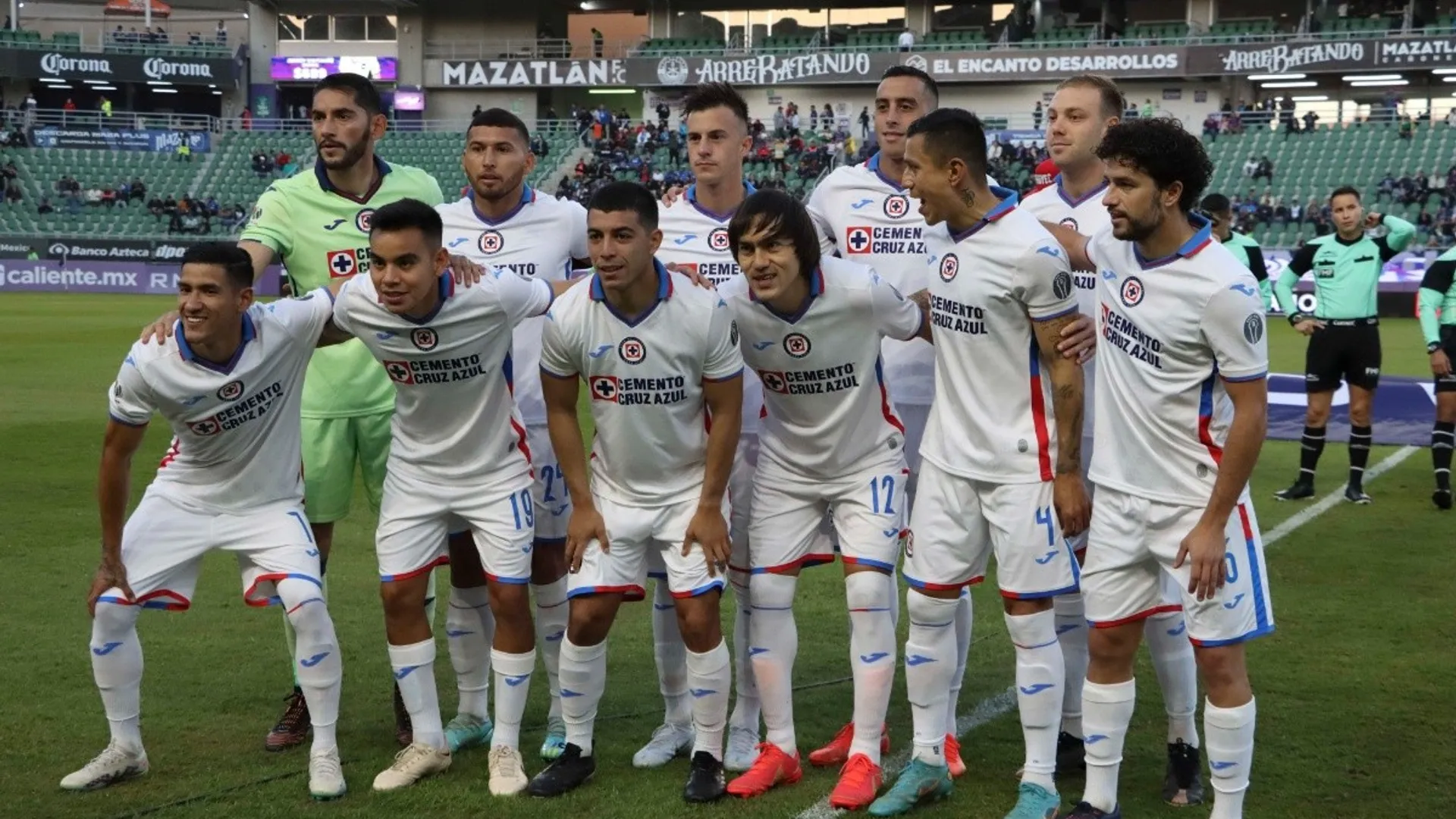 OFICIAL: Alineación de Cruz Azul para el duelo ante Mazatlán