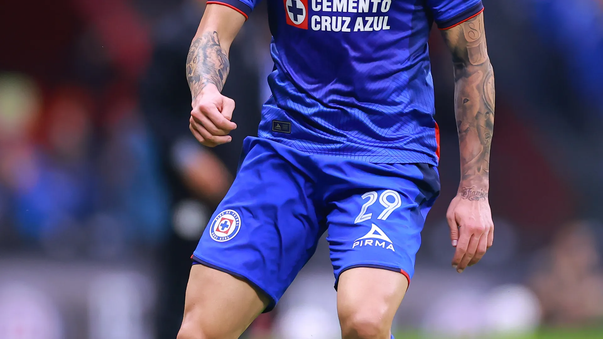 Histórico de Cruz Azul se manifiesta sobre el mercado de pases.