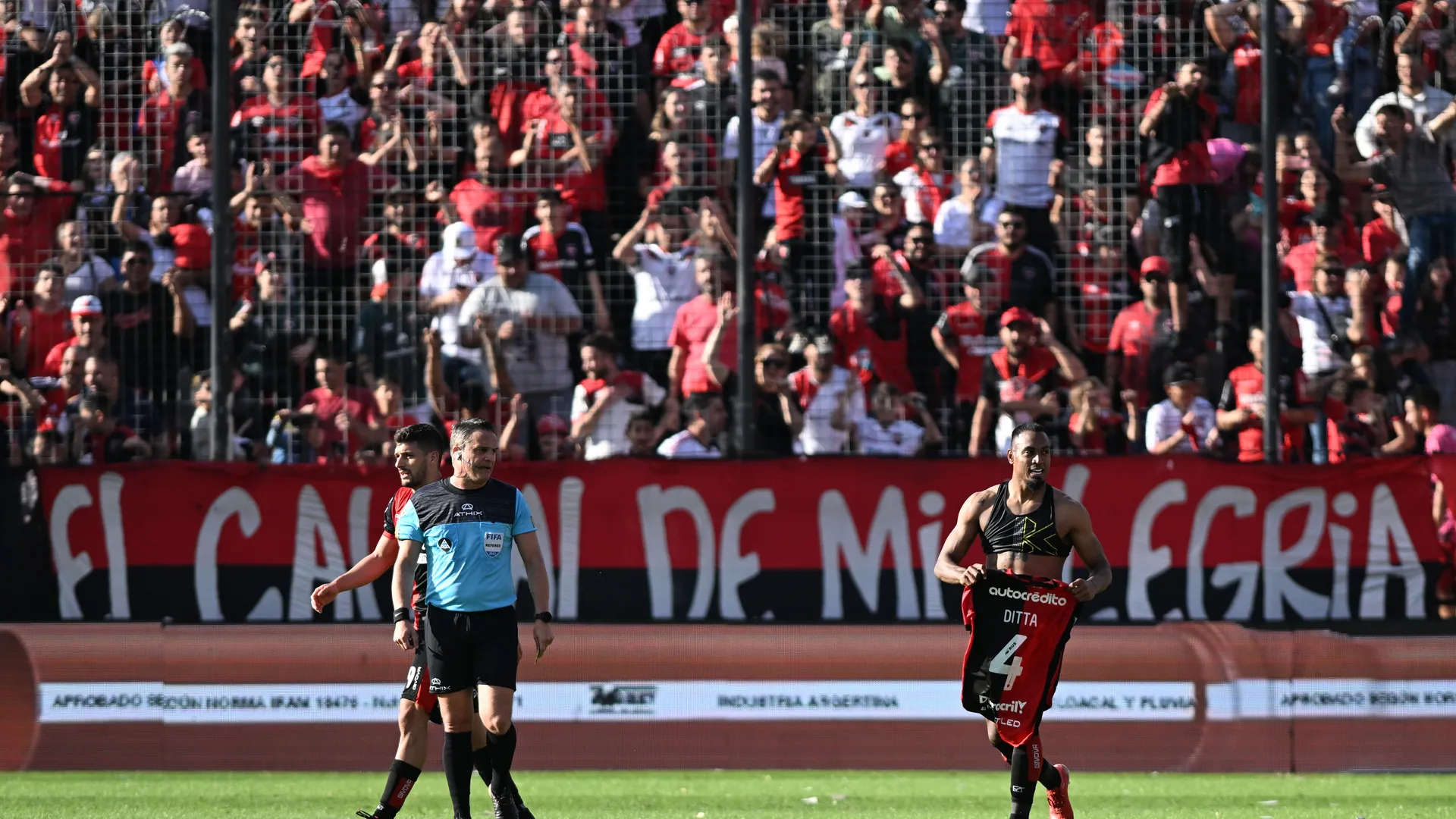 Willer Ditta, refuerzo de Cruz Azul.